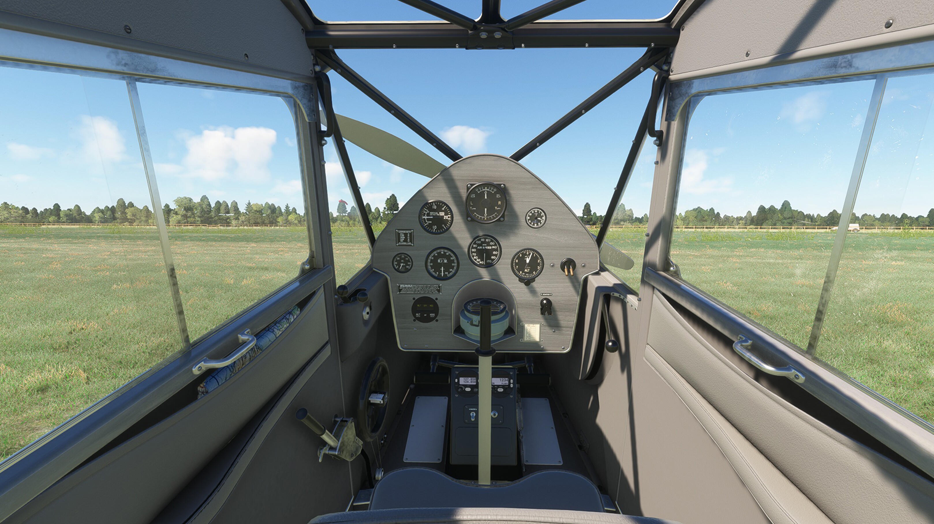 DH.85 Leopard Moth — MSFS screenshot 3 of 33